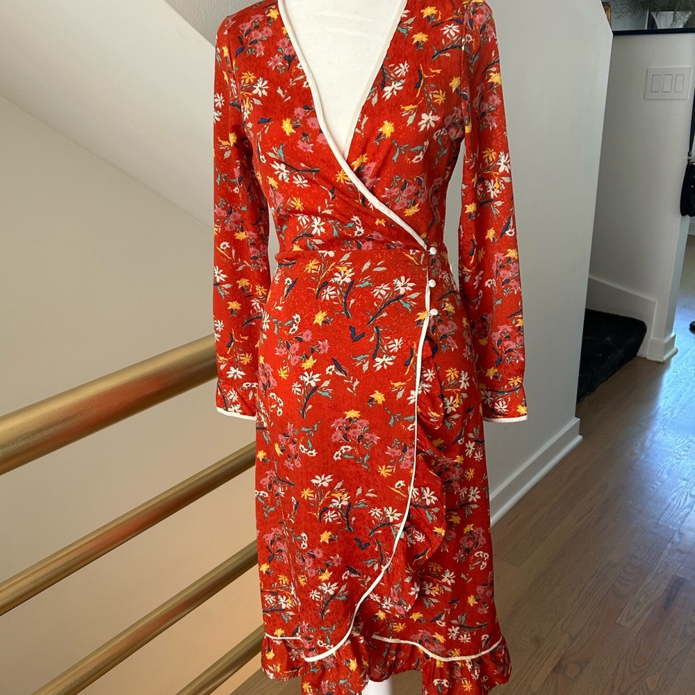 Chic Red Floral Long Sleeve Wrap Dress